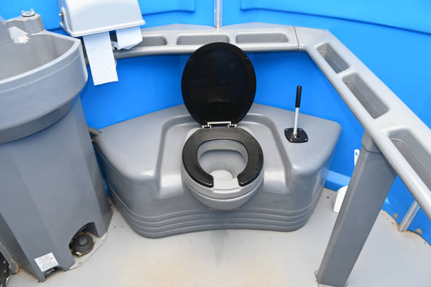 Best Portable restroom trailer rental  in Rising Sun Lebanon, DE